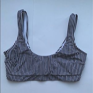 Hollister bathing suit top